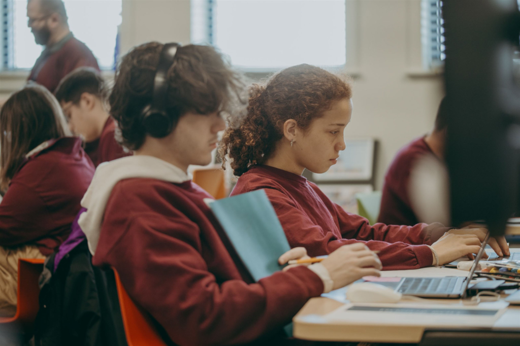 digital art students working at computers